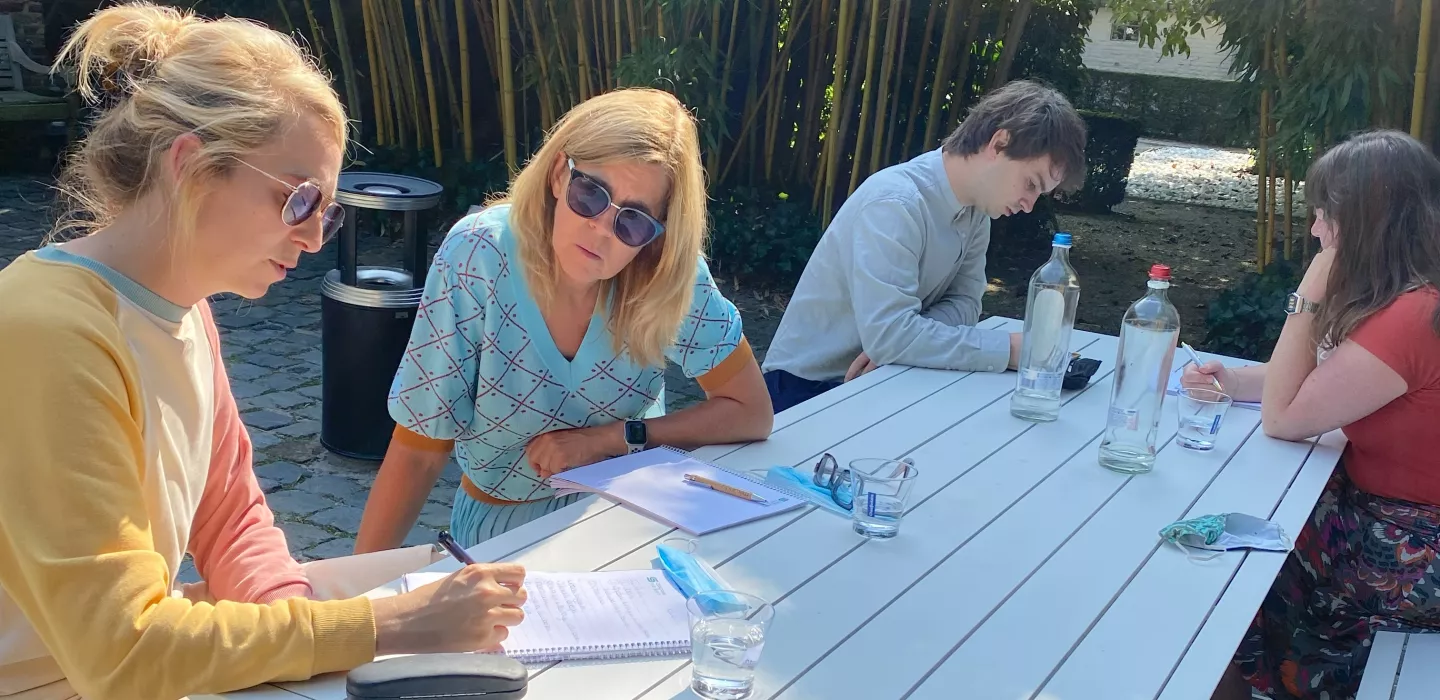 buiten werken rond offman