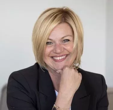 Cindy Rowe, coach en juriste